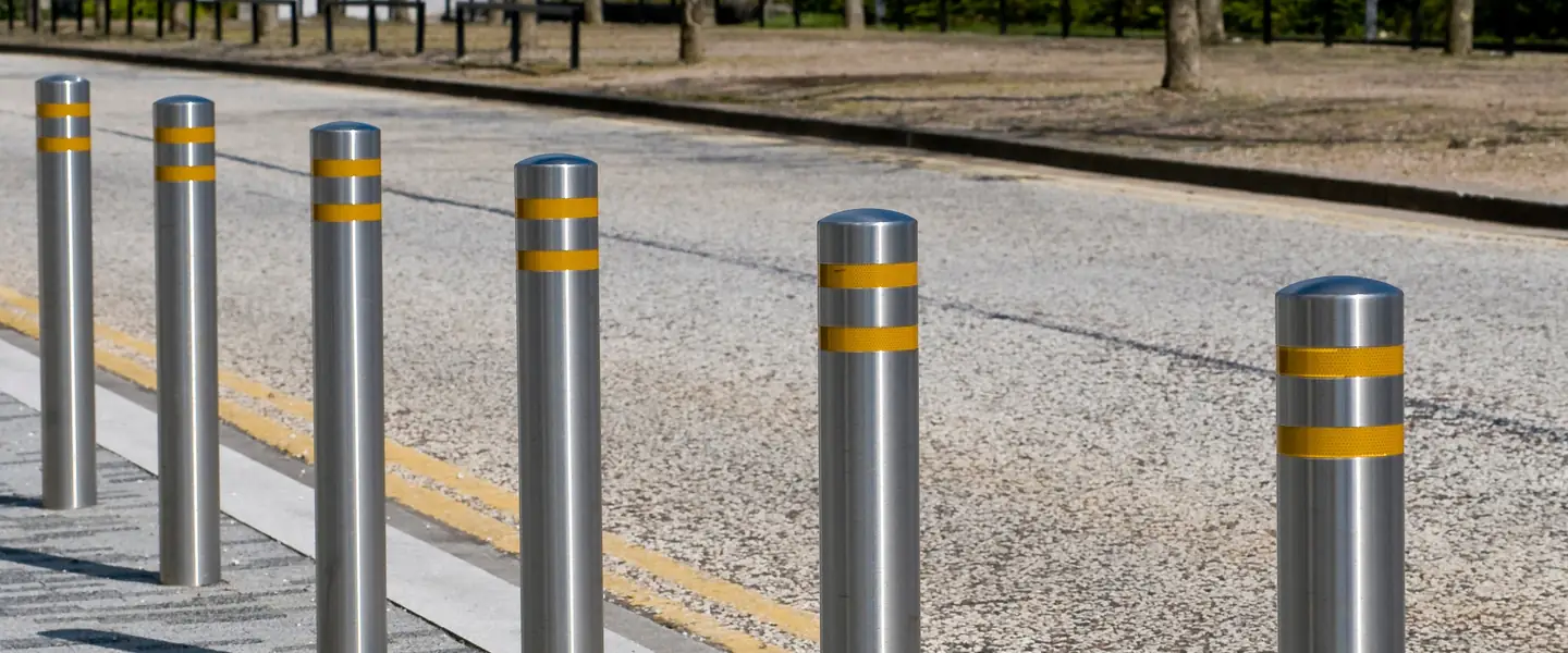 SS Bollards